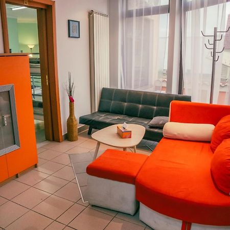 Central Hostel Partener 오라데아 외부 사진