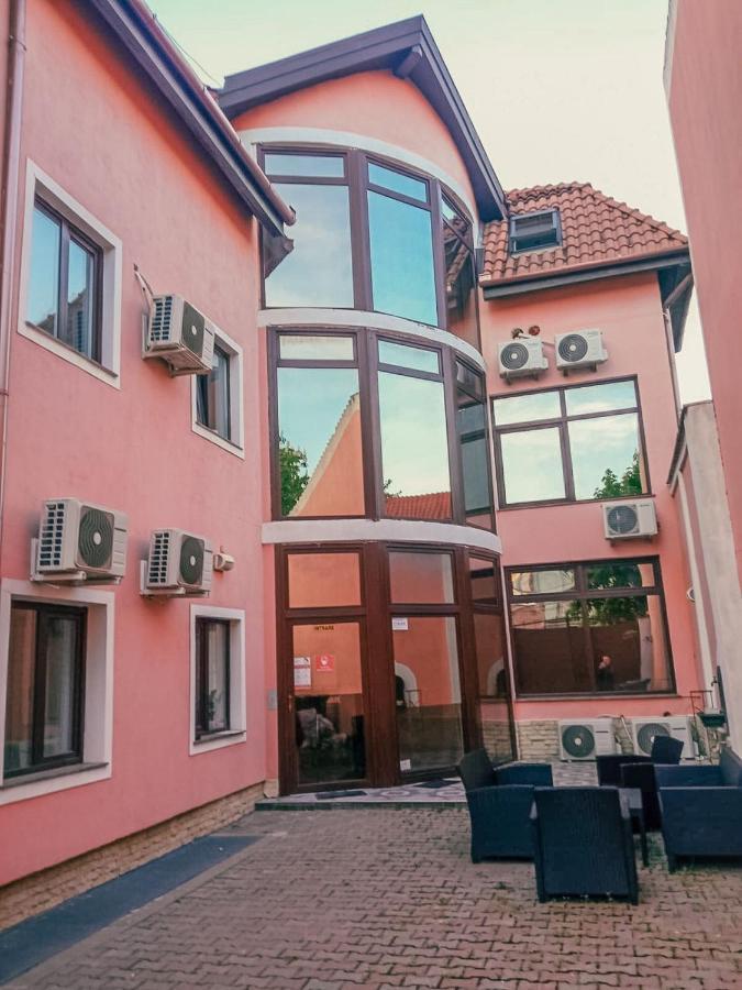 Central Hostel Partener 오라데아 외부 사진